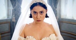 Entre Casamentos: Série de comédia romântica e ação com Rosa Salazar estreia no Star+
