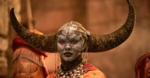 REBEL MOON: Zack Snyder apresenta seus mundos em video detalhando os bastidores do filme