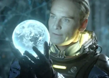 diretor-de-alien-romulus-explica-a-criatura-no-final-do-filme-e-ligacao-com-prometheus