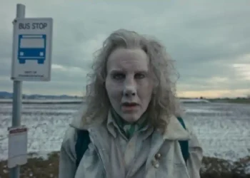 final-explicado-de-longlegs-vinculo-mortal-sobre-o-que-e-o-filme-de-terror