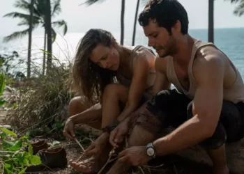 socorro-onde-assistir-dublado-filme-sam-raimi-elenco_Avance Games 03